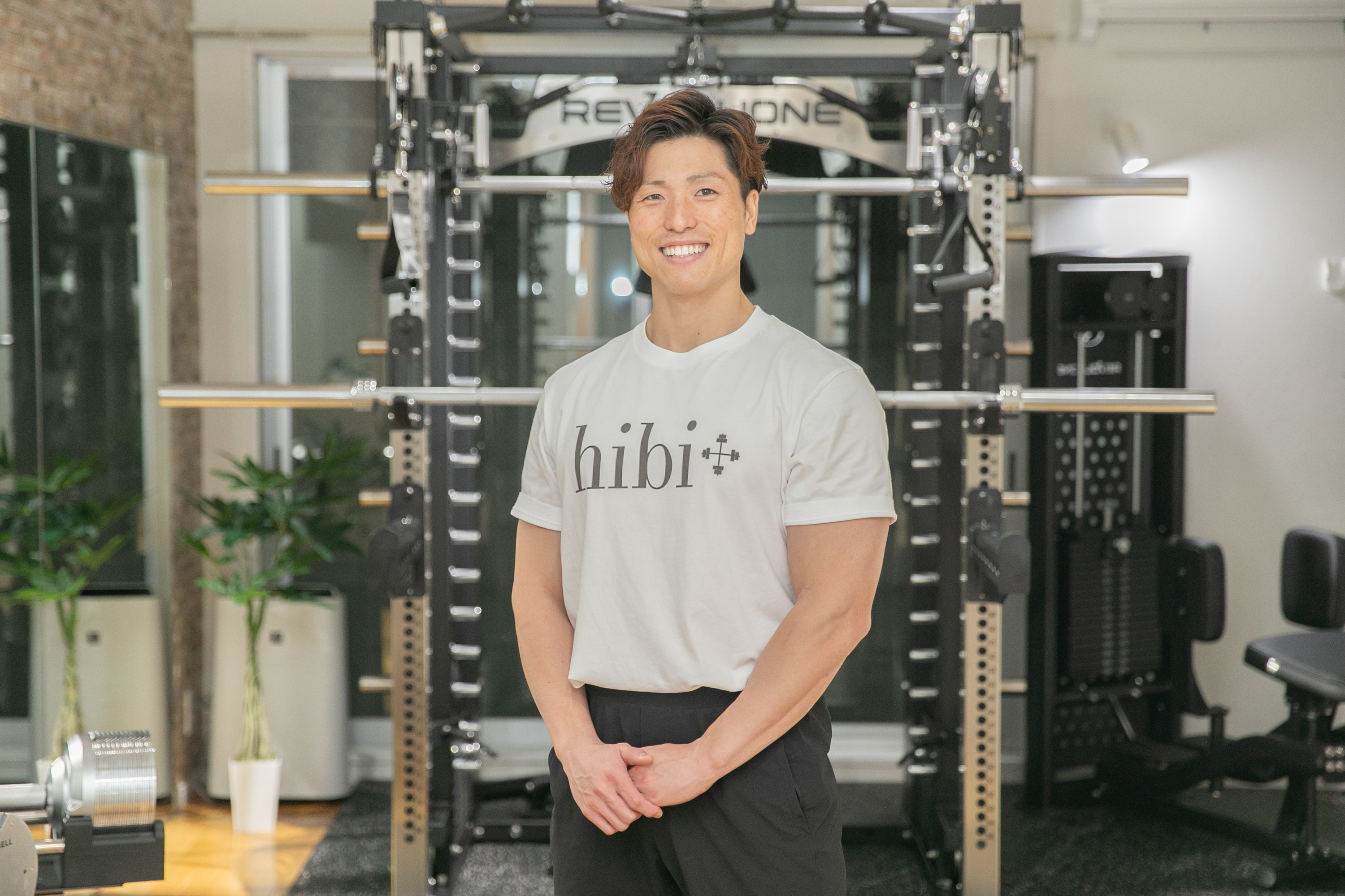 芹生 和樹 - hibi+代表トレーナー